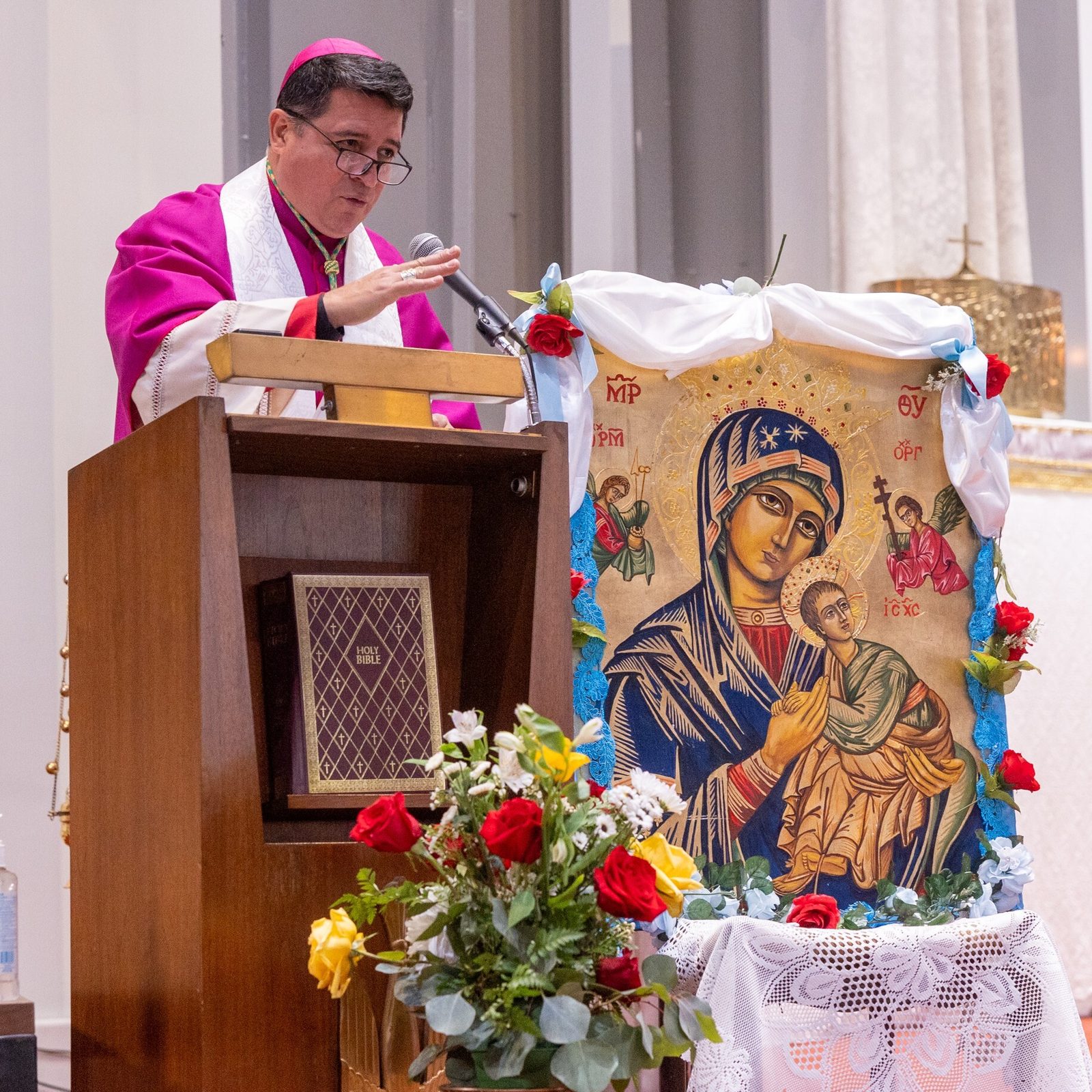 Washington Auxiliary Bishop Evelio Menjivar gives the homily during a Mass on Aug. 24, 2025 at Holy Spirit Church in Forestville, Maryland, for the Kidane-Mehret Parish for Ethiopian Catholics in The Roman Catholic Archdiocese of Washington. The Mass marked the feast day of the Assumption of the Blessed Virgin Mary and also marked Holy Spirit Church being the new home for that community. (Catholic Standard photo by Mihoko Owada)
