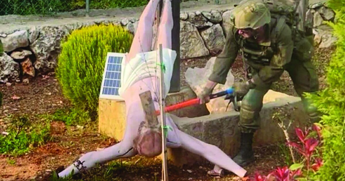 Israeli military to investigate soldier who destroyed Jesus statue