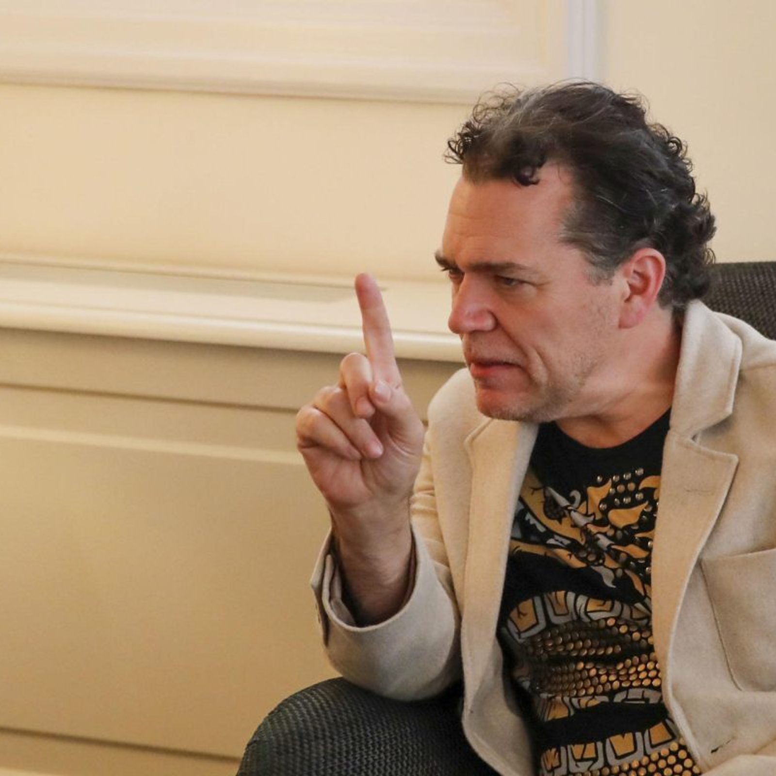 El historiador mexicano Juan Miguel Zunzunegui durante una entrevista con EFE en Madrid en el marco de su participación en las jornadas "Hispanoamérica, un futuro compartido", en las que expertos en distintos ámbitos debaten sobre la historia común de América y España. Foto/EFE/ Esther Muñoz