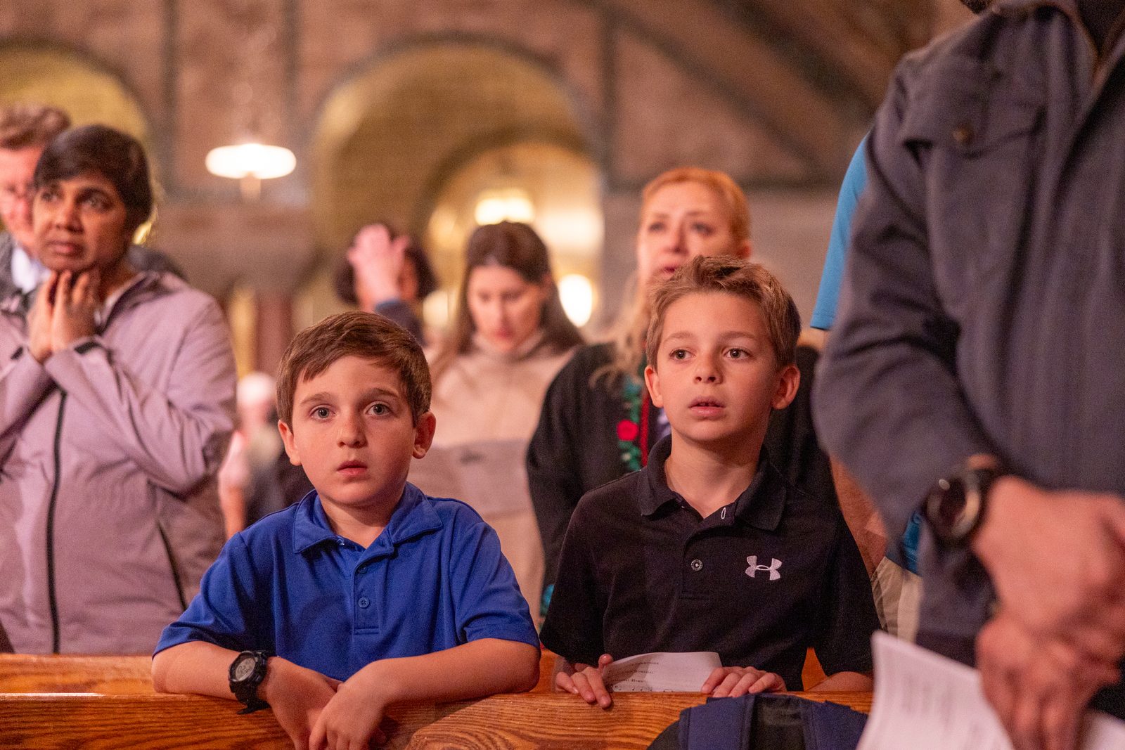 People attend a Memorial Mass for Pope Francis on April 21, 2025 at the Crypt Church of the Basilica of the National Shrine of the Immaculate Conception in Washington, D.C. Pope Francis died earlier that morning in Rome at the age of 88. (Catholic Standard photo by Mihoko Owada)